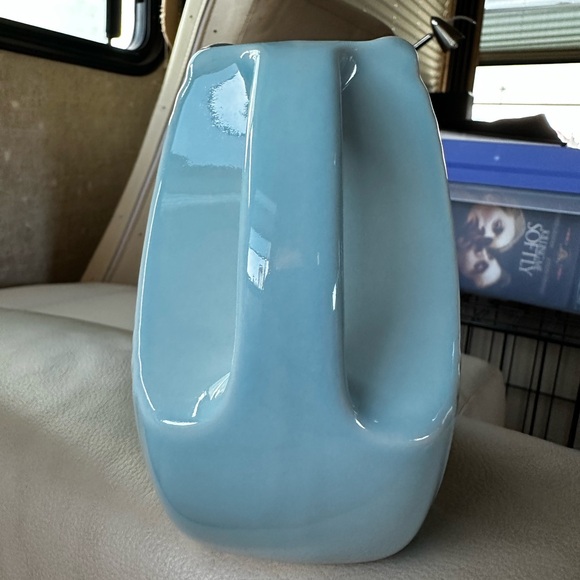 Fiestaware 28oz Medium Disk Pitcher SKY - Picture 3 of 5